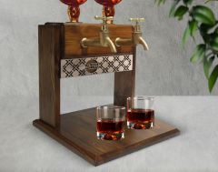 BK Gift Kişiye Özel Kabartma İsimli Çift Musluklu Doğal Ahşap Viski Standı, İçki Standı, Doğum Günü Hediyesi, Ev Hediyesi, Erkek Hediye-19