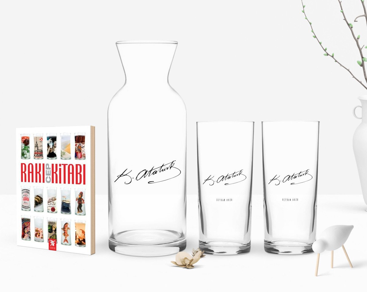 Kişiye Özel Renkli Baskılı Atatürk Temalı İkili Rakı Bardağı Karaf ve Cep Kitabı Hediye Seti-29