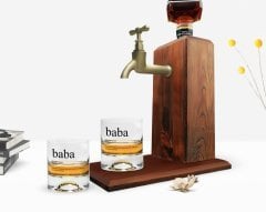 BK Home Renkli Baskılı Baba Tasarımlı İkili Viski Bardağı ve Ahşap Viski Standı Hediye Seti-1