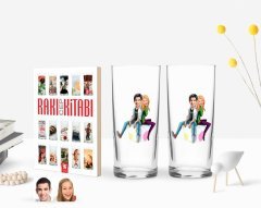 Kişiye Özel Renkli Baskılı Sevgililer Karikatürlü İkili Rakı Bardağı ve Rakı Cep Kitabı Hediye Seti-35