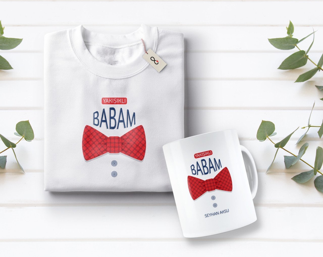 Kişiye Özel Yakışıklı Babam Tasarımlı Beyaz Tişört ve Kupa Seti-6