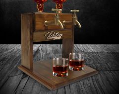 BK Gift Kişiye Özel Kabartma İsimli Çift Musluklu Doğal Ahşap Viski Standı, İçki Standı, Doğum Günü Hediyesi, Ev Hediyesi, Erkek Hediye-10