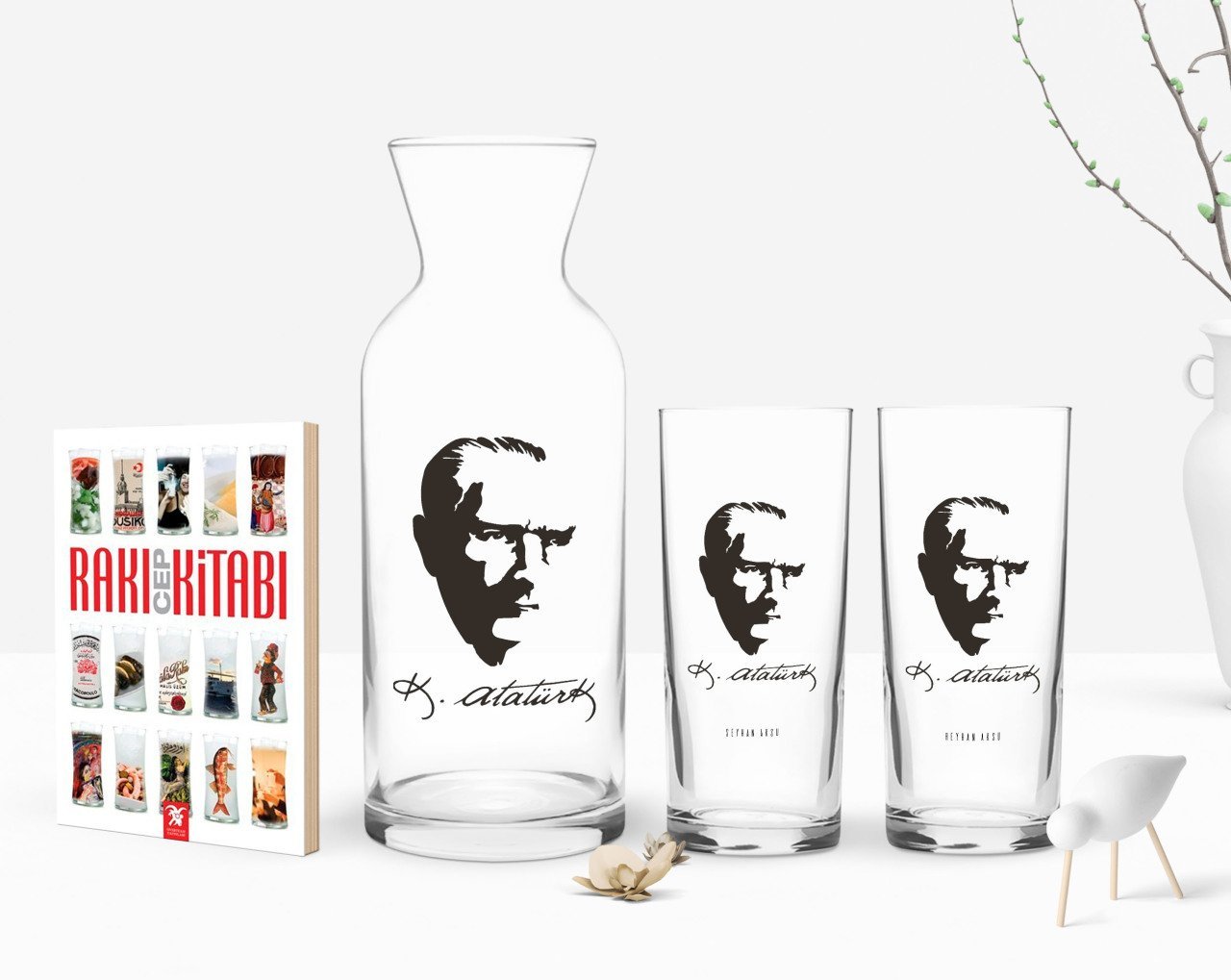 Kişiye Özel Renkli Baskılı Atatürk Temalı İkili Rakı Bardağı Karaf ve Cep Kitabı Hediye Seti-23