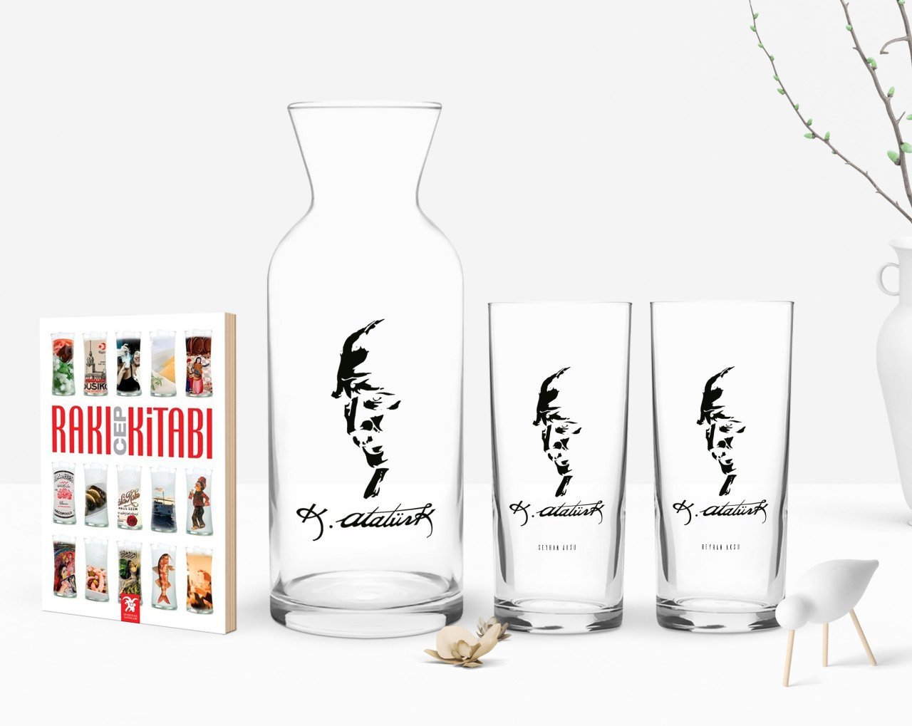 Kişiye Özel Renkli Baskılı Atatürk Temalı İkili Rakı Bardağı Karaf ve Cep Kitabı Hediye Seti-22