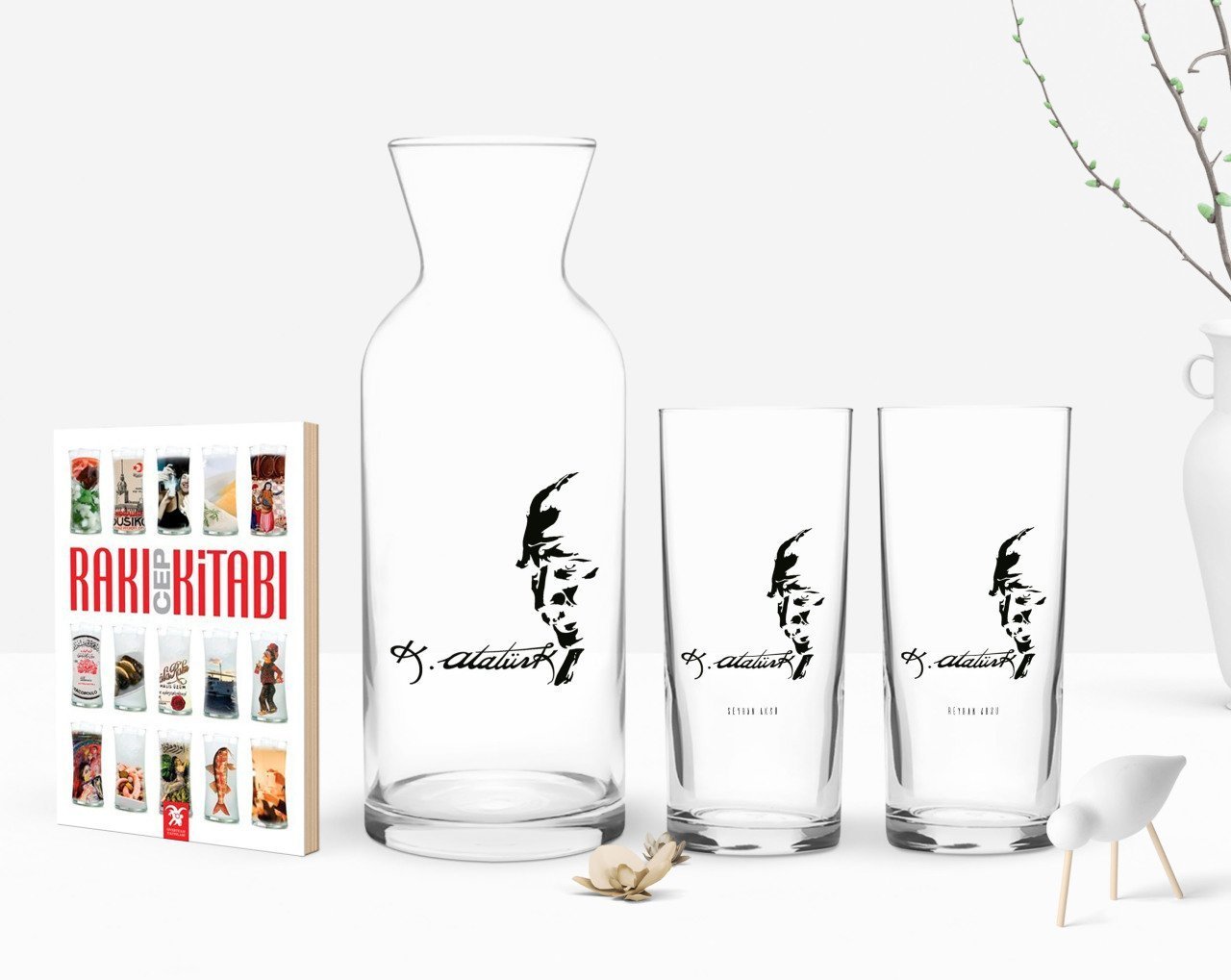 Kişiye Özel Renkli Baskılı Atatürk Temalı İkili Rakı Bardağı Karaf ve Cep Kitabı Hediye Seti-21
