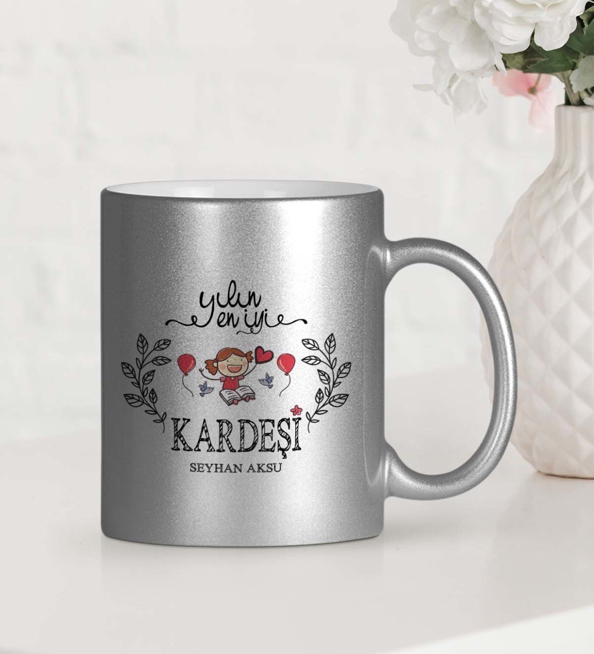 Kişiye Özel Yılın En İyi Kardeşi Gümüş Yaldızlı Kupa Bardak - 1
