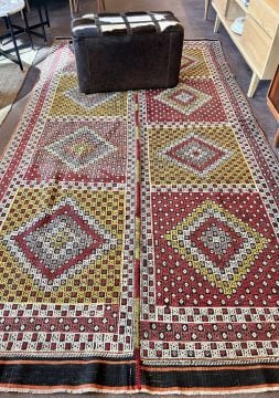 Çift Kanat El Dokuma Kilim