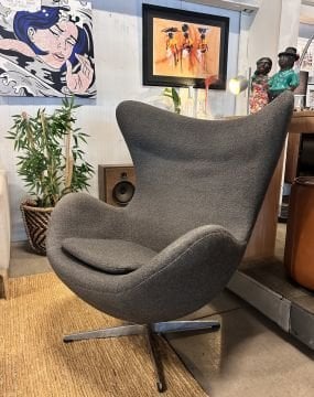 Egg Chair Koltuk