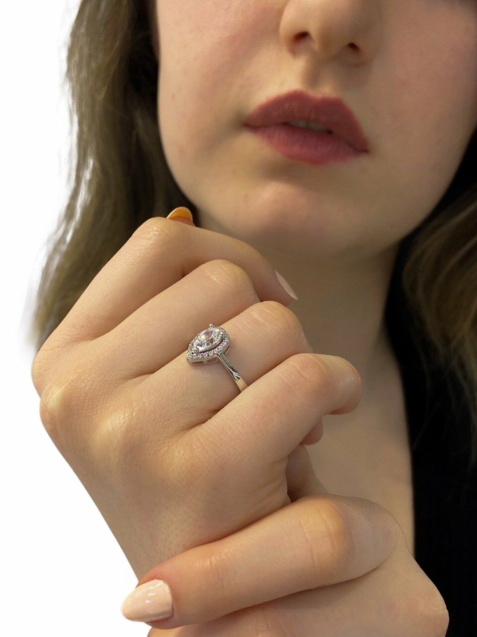 Sertifikalı Swarovski Damla Taş 925 Gümüş Yüzük