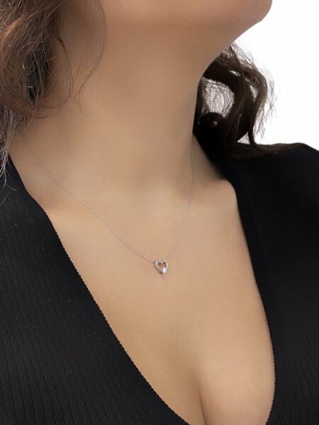 Sertifikalı Swarovski Taş Minik Kalp 925 Gümüş Kolye
