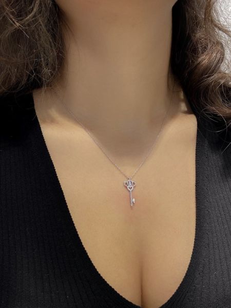 Swarovski Taşlı Sertifikalı Kalp Anahtar 925 Gümüş Kolye