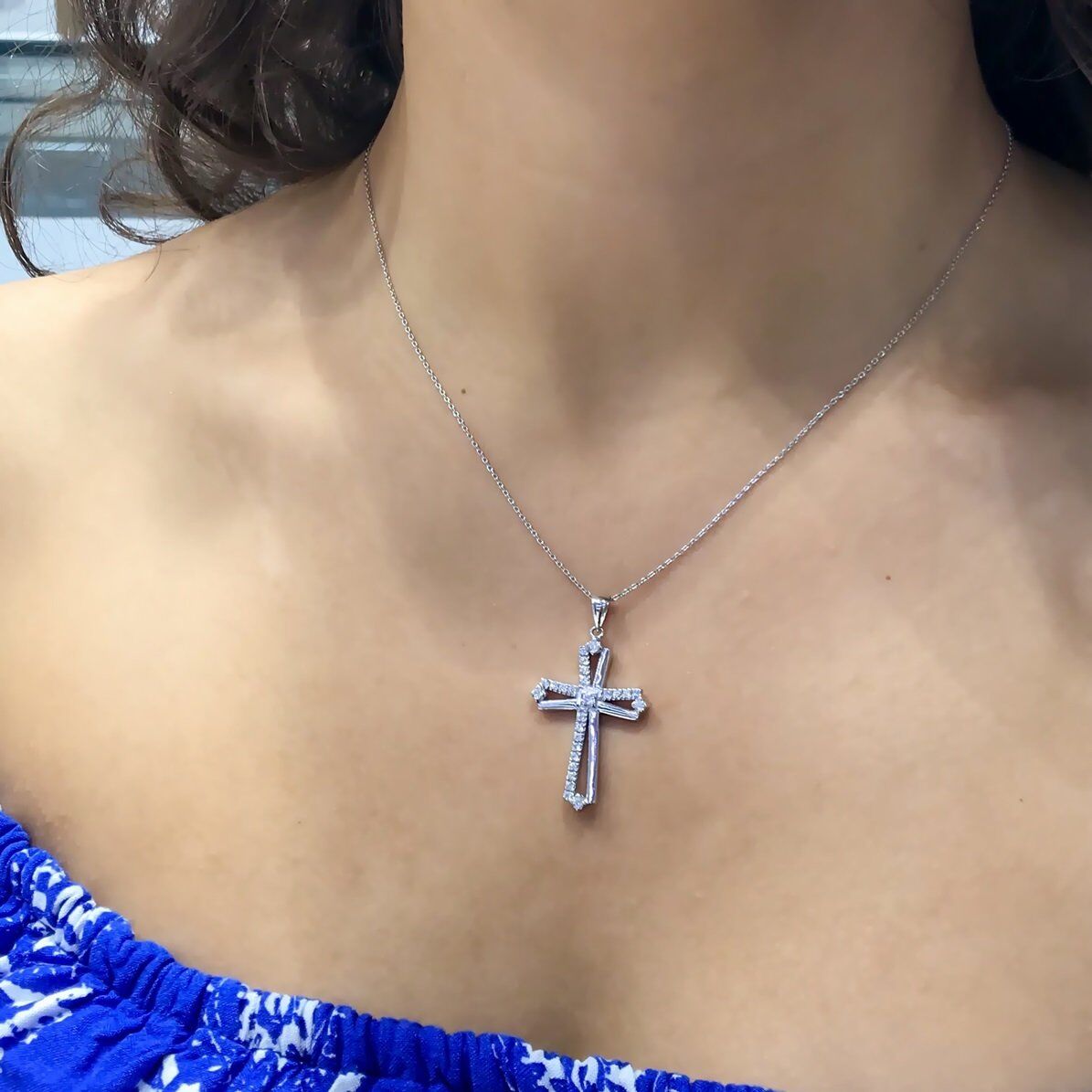 Pırlanta İşçilik Taşlı Gümüş Hac Cross Kolye