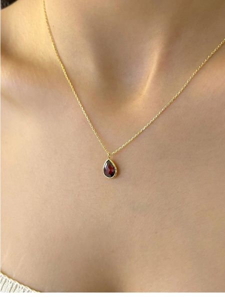 Minik Damla Garnet Lal Taşlı Günlük Çok Şık Altın Altın Kolye