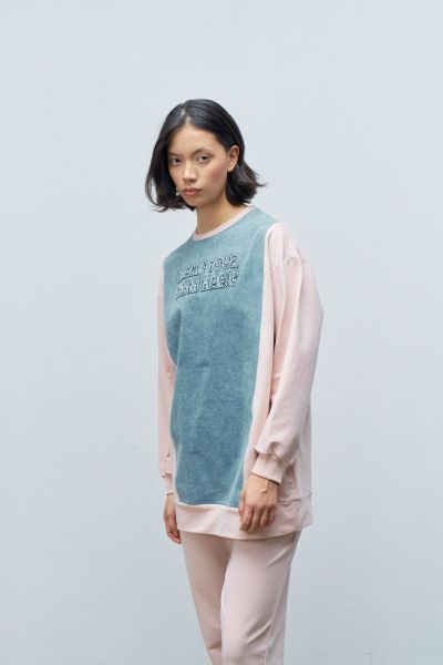Pembe Kadın Denim Üzeri Nakış İşlemeli Bisiklet Yaka Sweatshirt  Dar Paça Pantolon Pamuklu Örme Alt Üst Takım