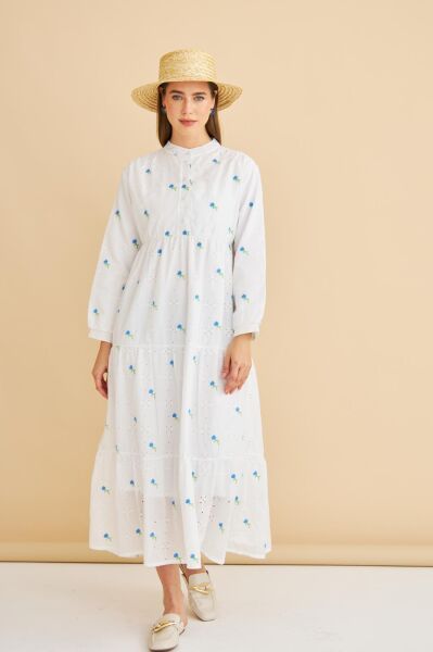 Guıpure Nakışlı ve Düğmeli Brode Oversize Mavi Elbise