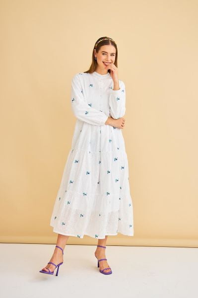 Guıpure Nakışlı ve Düğmeli Brode Oversize Yeşil Elbise