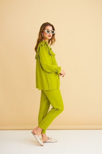 Porty Taş İşlemeli ve Fırfır Detaylı Olive Tunik Pantolon Takım