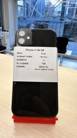 iPHONE 11 64 GB