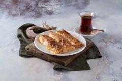 Peynirli Ev Böreği