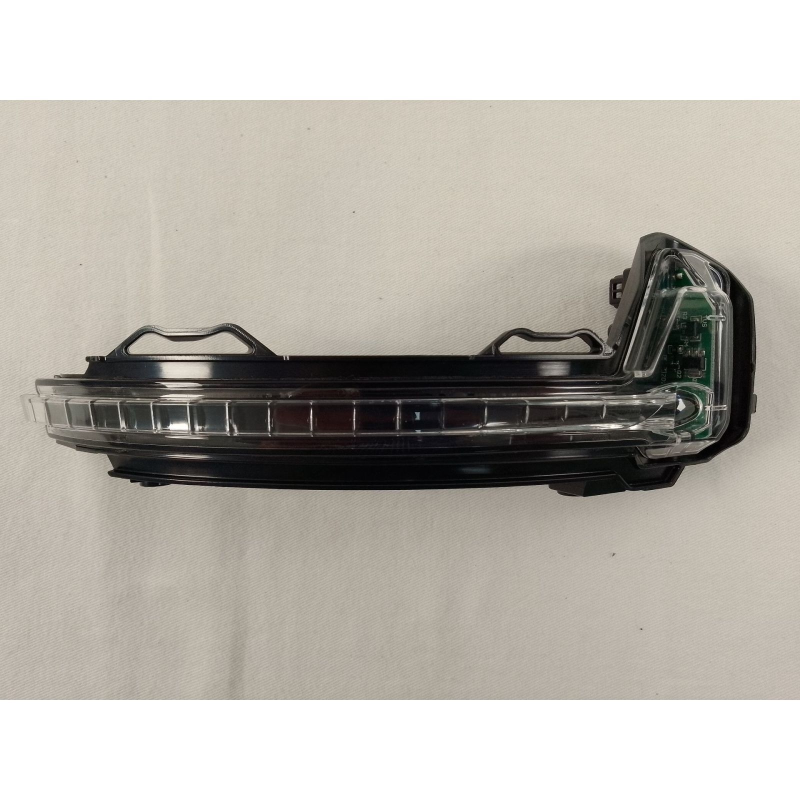 Ayna Sinyali Sağ 5Na949102 5Na949102A Tiguan 2016-2024