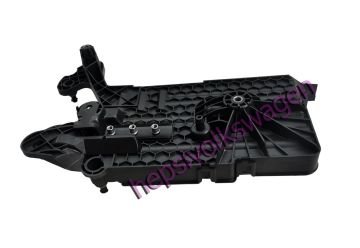 OEM Akü Alt Braketi 5Q0915331J Volkswagen Golf 7
