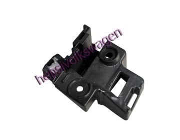Arka Tampon Braketi Sol 5K6807393A Volkswagen Golf 6