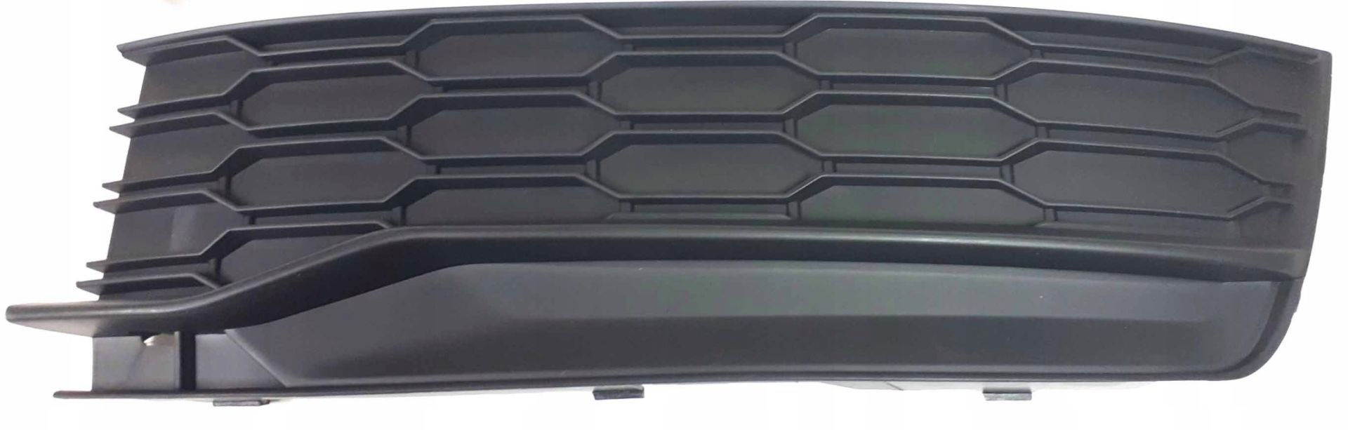 Tampon Izgarası Skoda Rapid (2012-2024) Sol Sissiz 5JA807367A