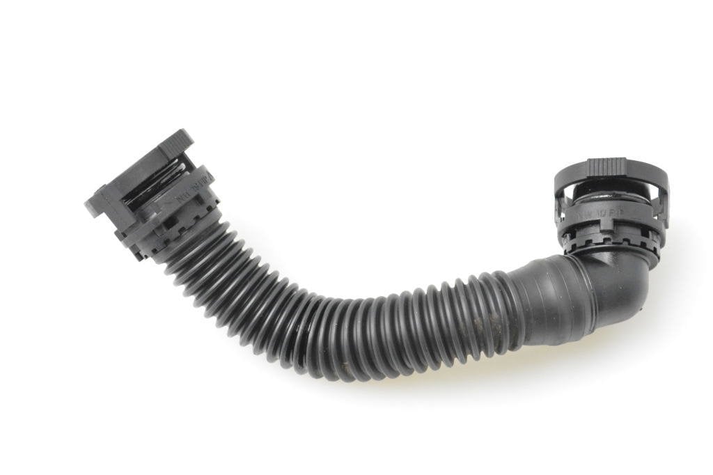 Havalandırma Borusu 2.0 Tdi 04L103493 Caddy 2020-2025-Golf 7-Passat 2015-2025
