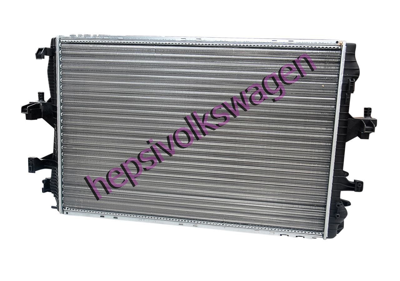 Su Radyatörü 7H0121253K 7H0121253F Volkswagen Transporter T5