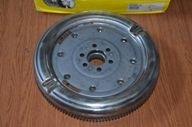 LUK Volant 1.9 TDİ BLS Motor 03G105266BE 03G105266CG 415049109