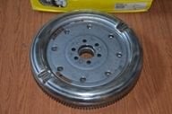 LUK Volant 1.9 TDİ BLS Motor 03G105266BE 03G105266CG 415049109