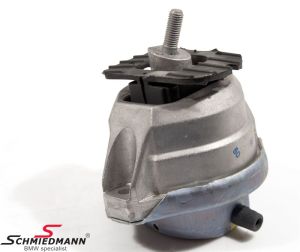 MOTOR KULAĞI E-60/61 SAĞ 5.25 D/5.30 D/ 5.35 D 22116774620
