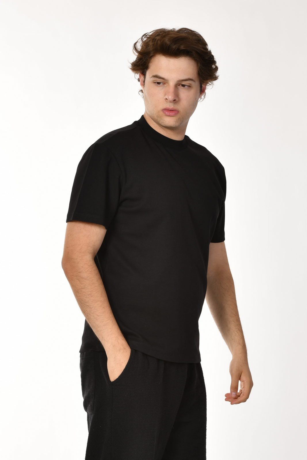 Zegy Bisiklet Yaka Kısa Kollu Erkek Tişört  - Siyah