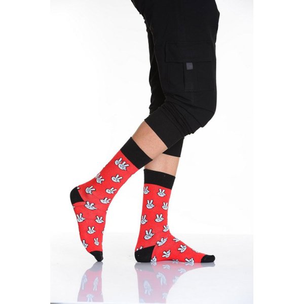 Zafer İşaretli Emojili Erkek Soket Çorabı Kırmızı E213