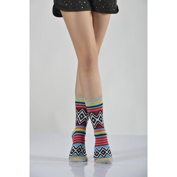 Kadın Kilim Desenli Rengarenk Soket Çorabı  - Çok Renkli