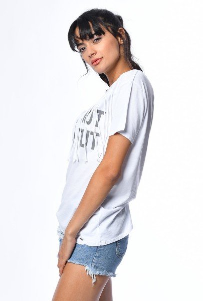 Cotton Candy Püsküllü Kısa Kollu Kadın T-Shirt - Beyaz