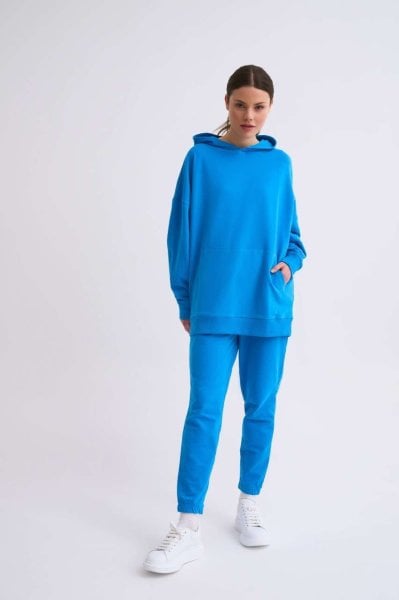 Organik Kapüşonlu Cepli Uzun Kollu Kadın Sweatshirt - Mavi
