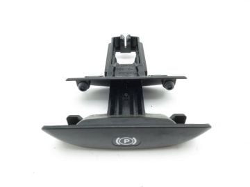 Mercedes W204 Kasa El Fren Bırakma Kolu Ve İç Plastiği Orijinal Mercedes Marka A2044200177 - A2044270020