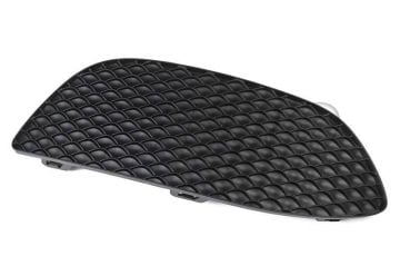 Mercedes W205 Kasa Ön Tampon Izgarası Sağ Orijinal Mercedes Marka A2058850823