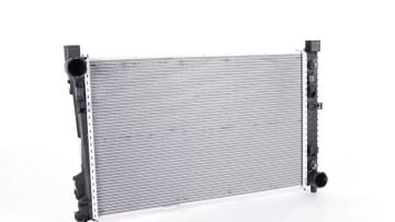 Mercedes W209 Kasa CLK Serisi 200 Su Radyatörü İthal Marka 2035000503