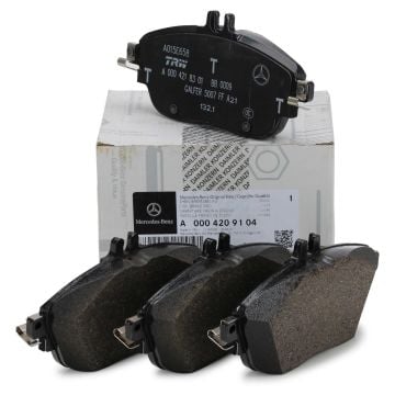 Mercedes W176 Kasa AMG Ön Fren Balatası Orijinal Mercedes 0004209104 - 0004203002