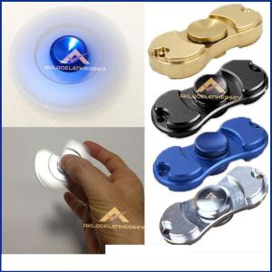Metal Stres Çarkı 4 Farklı Renkli Orjinal Stres Çarkı Hand Spinner Eğlenceli Süper Çelik Rulmanlı