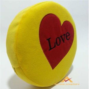 LOVE DESENLİ SARI DEKORATİF EMOJİ YASTIK