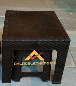 HASIR MODEL RATTAN GÖRÜNÜMLÜ DÖRT KÖŞE SEHPA