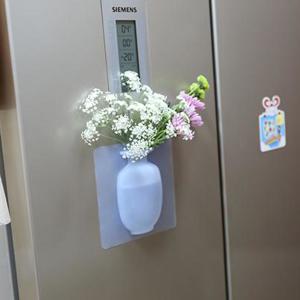 Yapıştırılabilen Dekoratif Silikon Çiçek Vazosu İçine Su Konulan 3 Boyutlu Sihirli Saksı 15x15cm