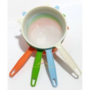 17cm Çap Plastik Saplı Süzgeç Süt Süzgeci