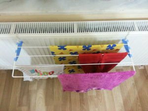 HER KALORİFERE TAKILAN ÇAMAŞIR ASKISI 70cm TAK-AS PORTATİF KALORİFER TİPİ HIZLI ÇAMAŞIR KURUTMALIĞI