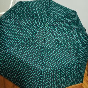 8 Telli, Tam Otomatik Mekanizmalı Bayan Şemsiye Desenli, Kapalı Uzunluğu 30 Cm, Çap 95 Cm