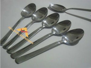 ÖMÜR BOYU GARANTİLİ 6 PARÇA PASLANMAZ ÇELİK KAŞIK TAKIMI ROSTRE YEMEK KAŞIĞI KULLANIŞLI YEMEK SETİ