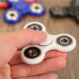 6 Farklı Renkli Orjinal Stres Çarkı Hand Spinner Eğlenceli Metal Rulmanlı Denge Çarkı Sitres Çarkı